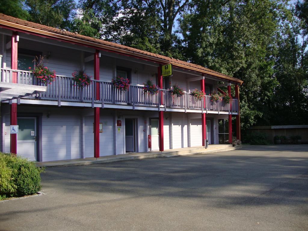 Les Grands Frenes Bed and Breakfast Plaine-de-Walsch Exteriör bild