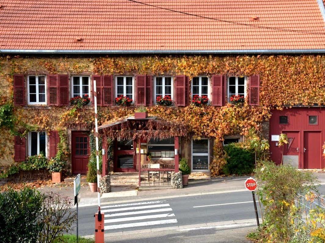Les Grands Frenes Bed and Breakfast Plaine-de-Walsch Exteriör bild