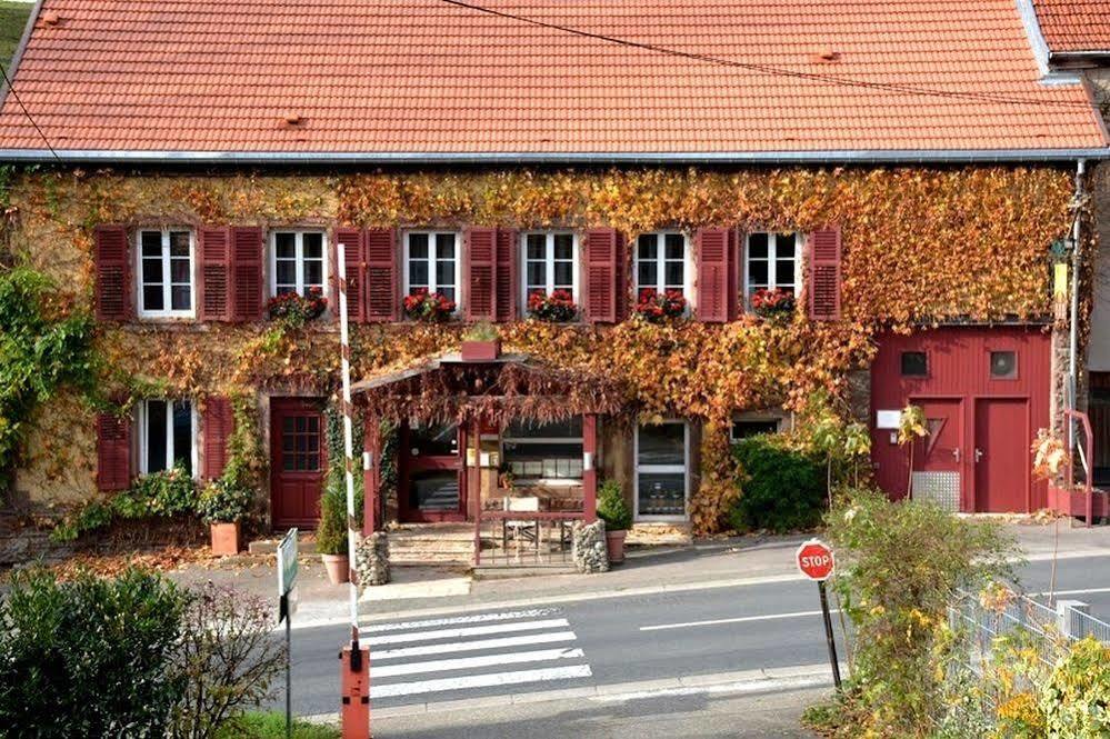 Les Grands Frenes Bed and Breakfast Plaine-de-Walsch Exteriör bild